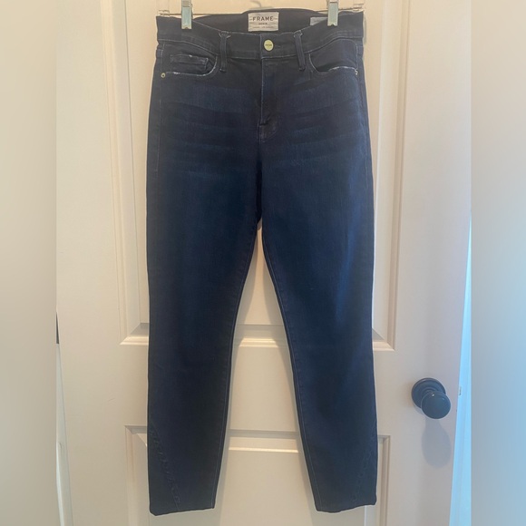 FRAME Denim Le Skinny de Jeanne High Waist Jeans - Picture 2 of 15